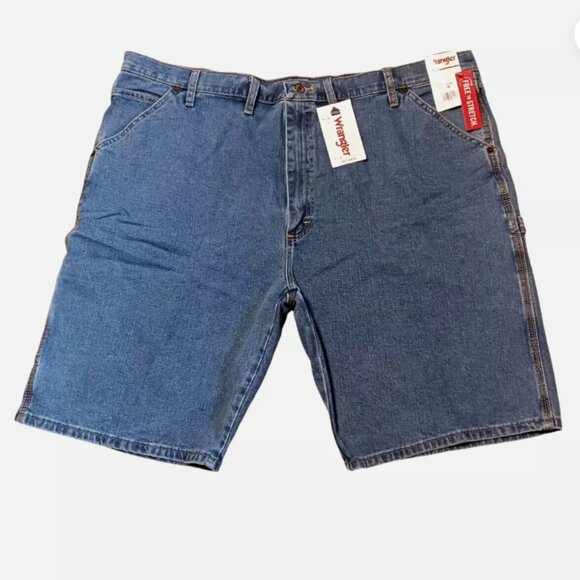 Wrangler Free To Stretch Denim Jeans Shorts Mens Size 46 Medium Wash 10" Inseam - Picture 1 of 8